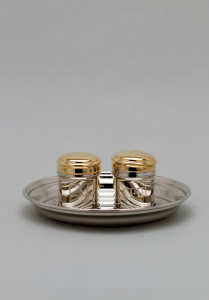 Naczynka pozłacane z tacką niklowaną