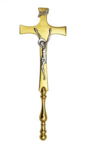 Krzyż do ceremonii ślubnych, odlew mosiężny lakierowany, wysokość 35 cm 