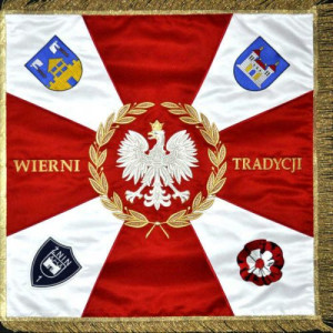 Sztandar Wierni tradycji