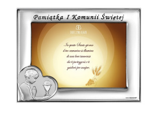 Ramka srebrna na zdjęcie z okazji I Komunii Św. z wizerunkiem chłopca, z podpisem